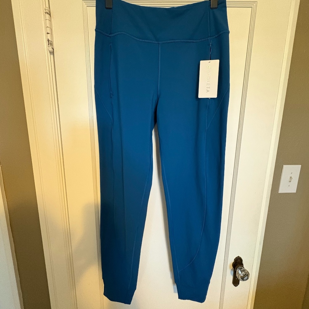 NWT Athleta Ranier Jogger size M T